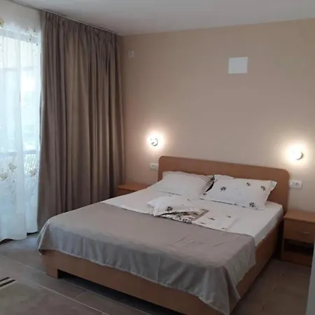 Privatunterkunft Casa Nina