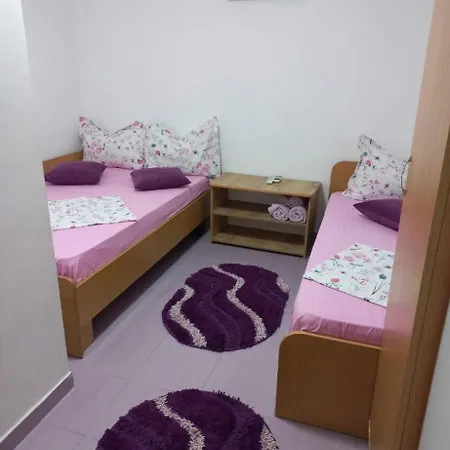 Casa Nina Privatunterkunft *